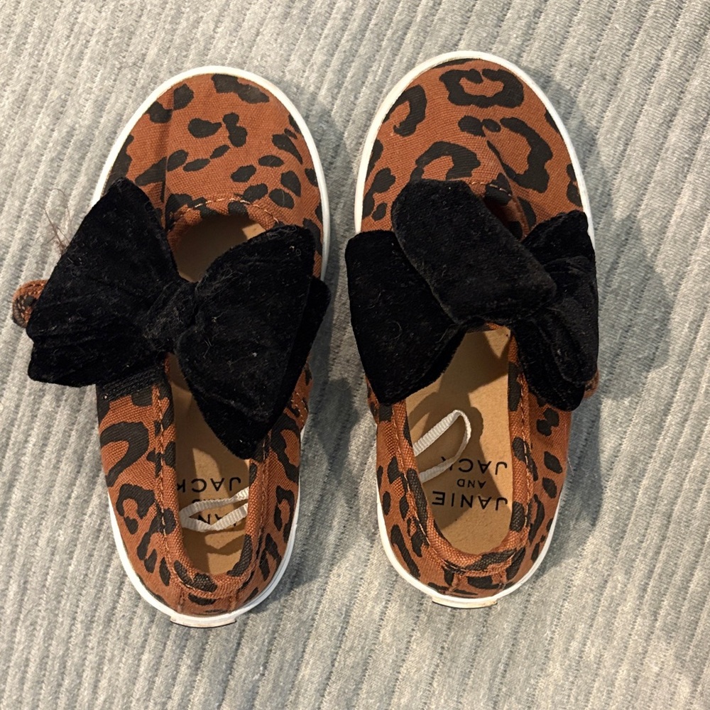 Janie and Jack Brown Leopard Sneakers with Black Bow